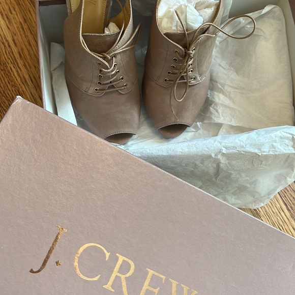 NIB - J.Crew 2010 - Italian Leather Bridgeford Lace-Up Platform Heels - Picture 7 of 8
